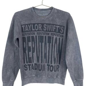 Taylor Swift Reputation Sweatshirt. Size L.